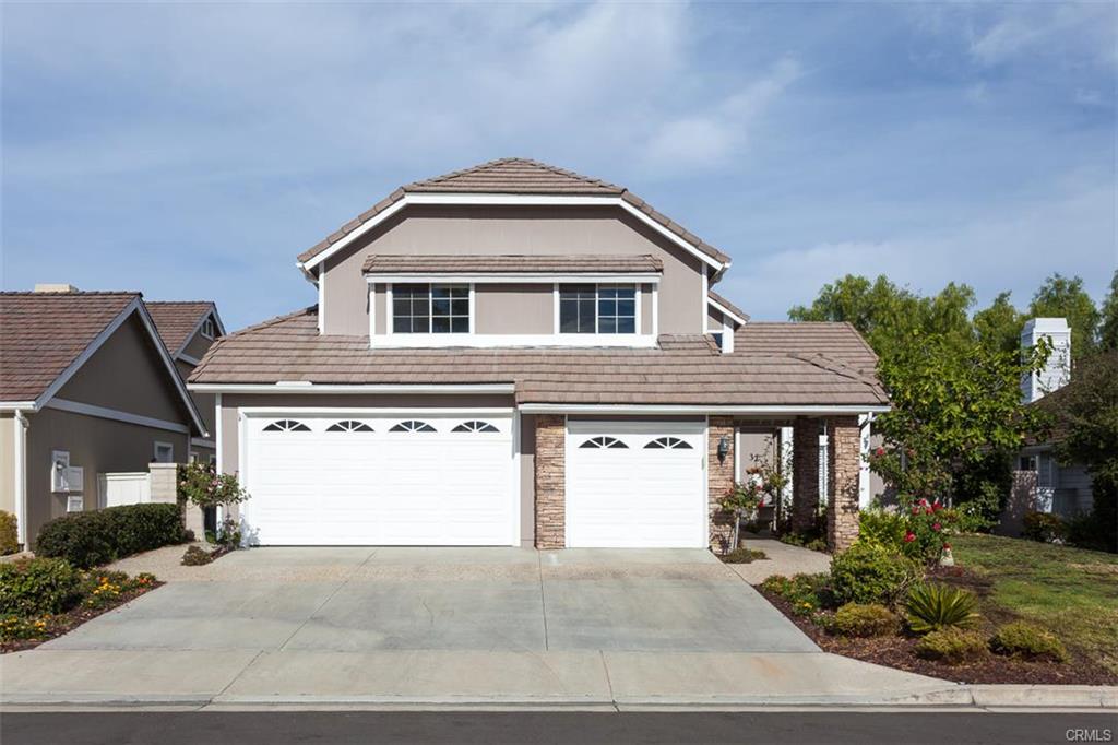 32 Lexington Way