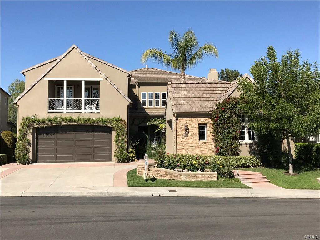 3 Golden Bear Court