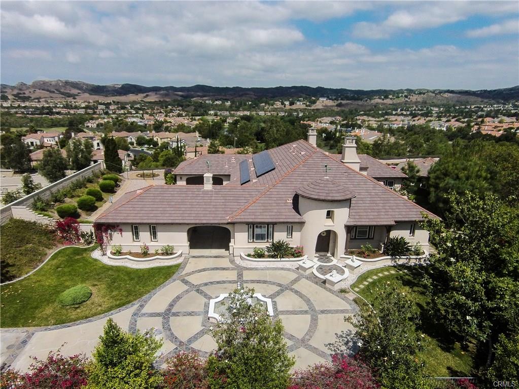 3 Thurston Drive