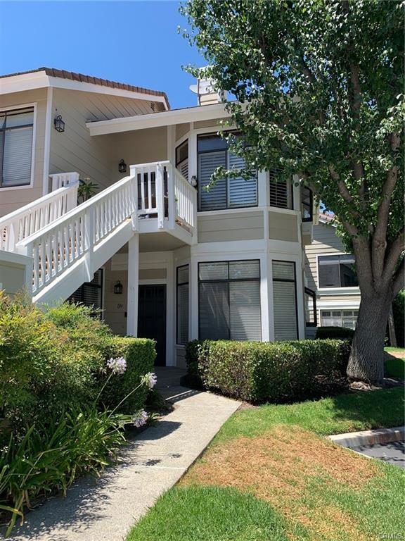 59 Oak Knolls