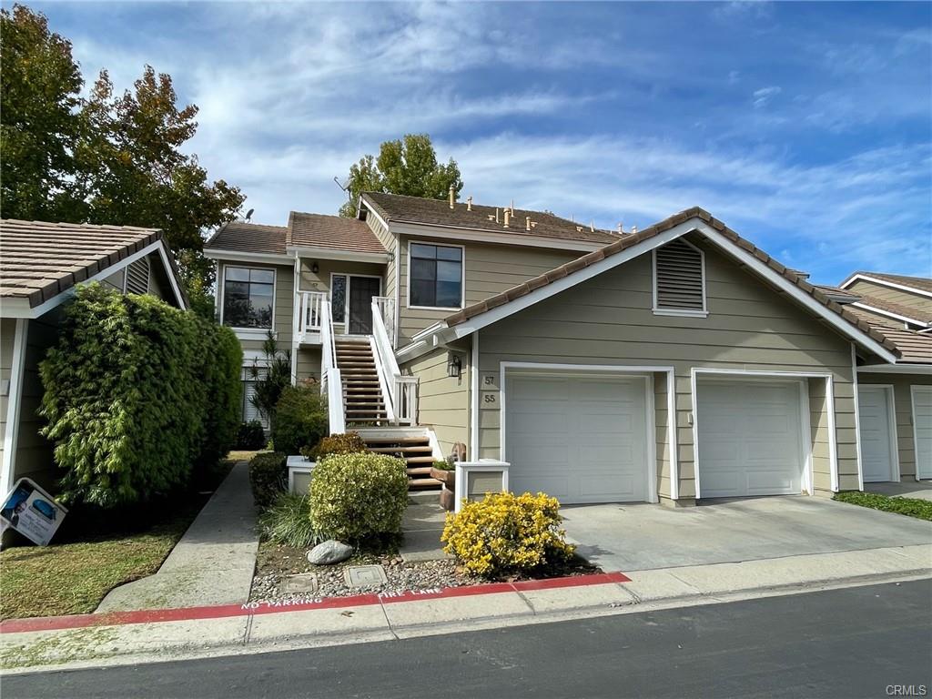 57 Oak Knolls