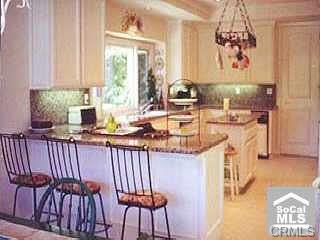 28 OAKBROOK