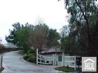 23221 PRADERA Road
