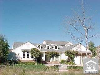 3 CANADA OAKS