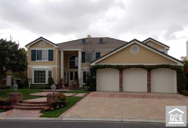 17 CHERRY HILLS Drive